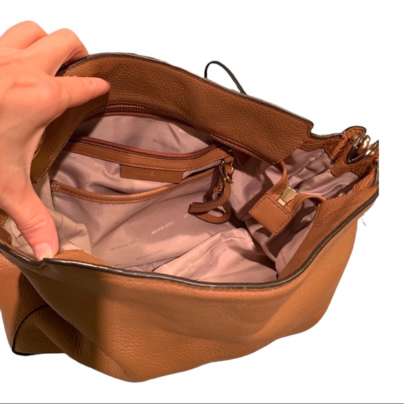 Michael Kors Large Shoulder Purse - Picture 7 of 7